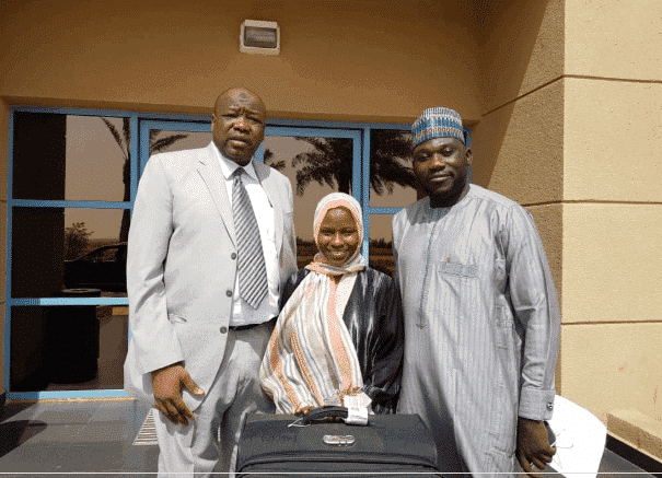 Zainab Aliyu with Officials of the Nigerian Consulate in Jeddah, shortly after her release from prison